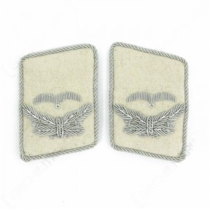 Luftwaffe HG Division Leutnant Collar Tabs - White