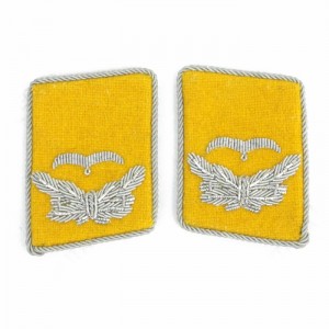 Luftwaffe Flieger Division Leutnant Collar Tabs - Yellow