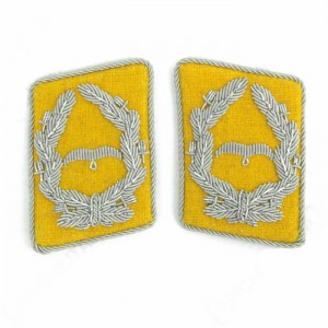 Luftwaffe Flieger Division Major Collar Tabs - Yellow