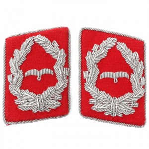 Luftwaffe Flak Division Major Collar Tabs - Red