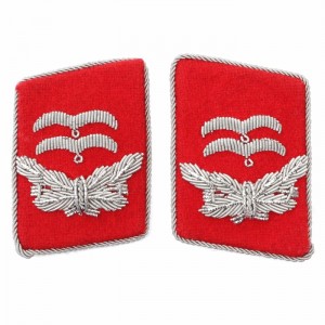 Luftwaffe Flak Division Oberleutnant Collar Tabs - Red