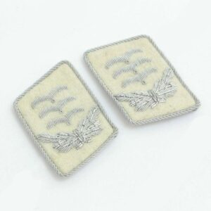 Luftwaffe HG Division Hauptmann Collar Tabs-White